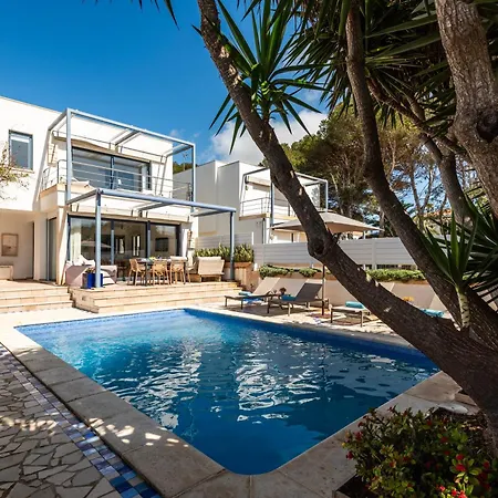 Sa Yuka Villa *